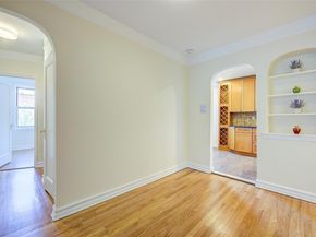 64-85 Saunders Street D3, Rego Park NY 11375