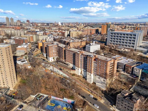 2630 Kingsbridge Terrace 2R, Bronx NY 10463