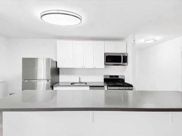 2630 Kingsbridge Terrace 2R, Bronx NY 10463