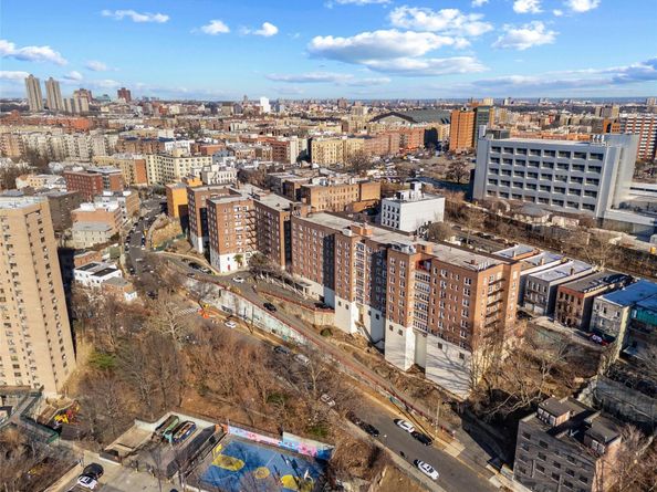 2630 Kingsbridge Terrace 2R, Bronx NY 10463
