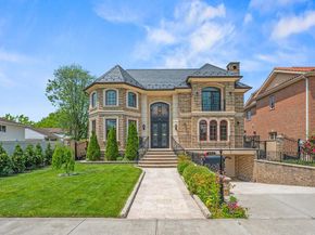 264-11 60th Avenue, Little Neck NY 11362