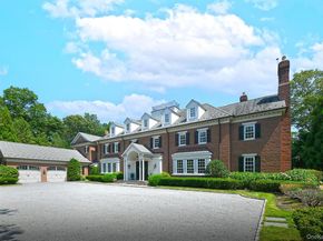 142 Round Swamp Road, Melville NY 11747