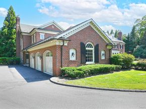 142 Round Swamp Road, Melville NY 11747