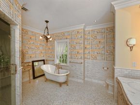 142 Round Swamp Road, Melville NY 11747