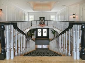 142 Round Swamp Road, Melville NY 11747