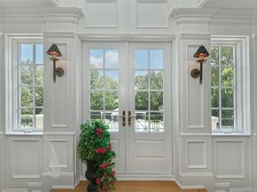 142 Round Swamp Road, Melville NY 11747