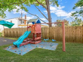 8 Willoughby Street, Brentwood NY 11717