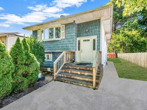 8 Willoughby Street, Brentwood NY 11717