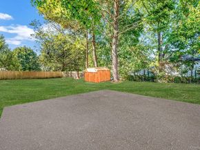 8 Willoughby Street, Brentwood NY 11717