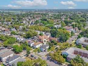 3114 Healy, Bayswater NY 11691