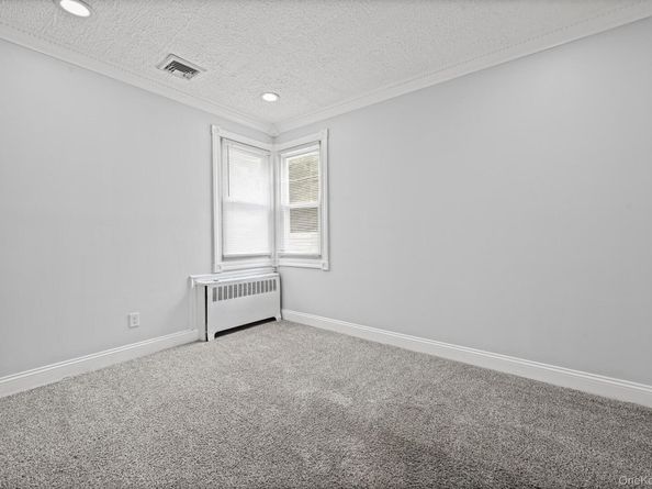 96 S Windhorst Avenue, Bethpage NY 11714