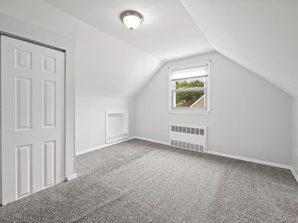 96 S Windhorst Avenue, Bethpage NY 11714