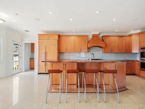 70 S Crescent Drive, Farmingdale NY 11735