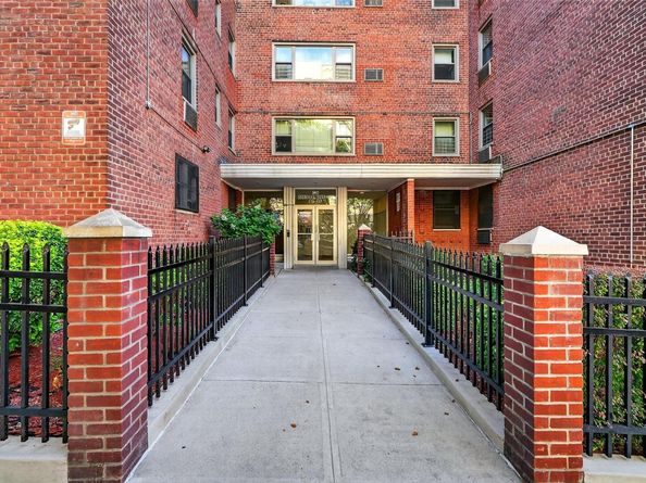 1010 Sherman Avenue 5B, Bronx NY 10456