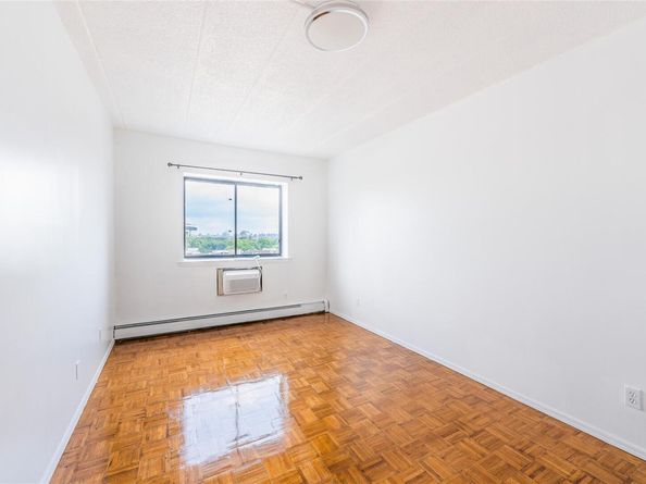 5409 108th Street 6A, Corona NY 11368