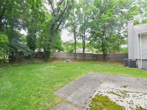 360 N Columbus Avenue, Fleetwood NY 10552