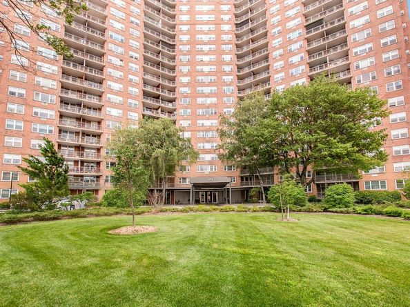5800 Arlington Avenue 20L, Bronx NY 10471