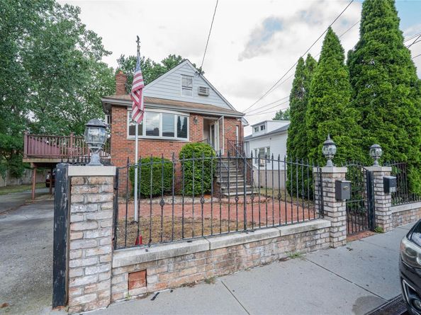 1215 Fairfax Avenue, Bronx NY 10465