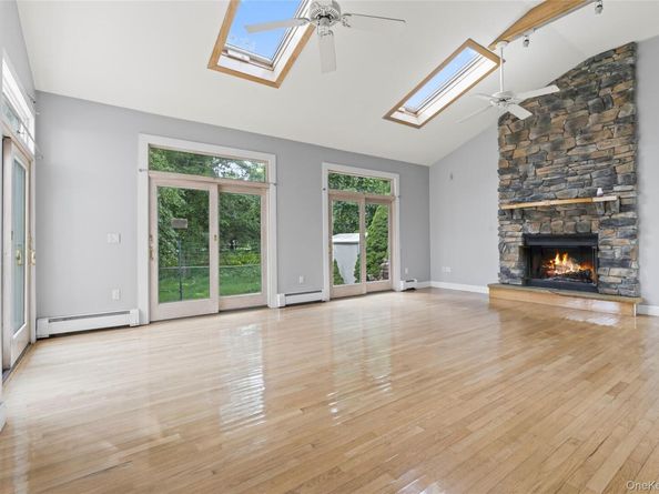 324 Durkee Lane, East Patchogue NY 11772