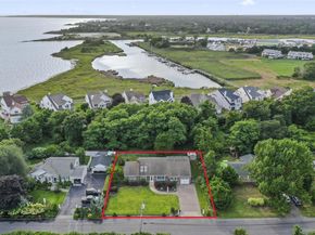 324 Durkee Lane, East Patchogue NY 11772
