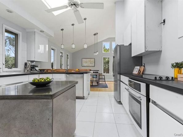 324 Durkee Lane, East Patchogue NY 11772