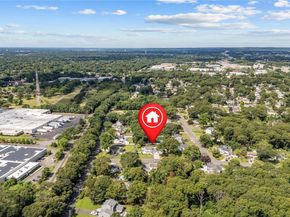 68 joyce Drive, Hauppauge NY 11788