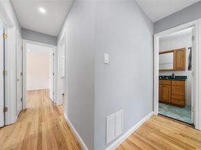 68 joyce Drive, Hauppauge NY 11788