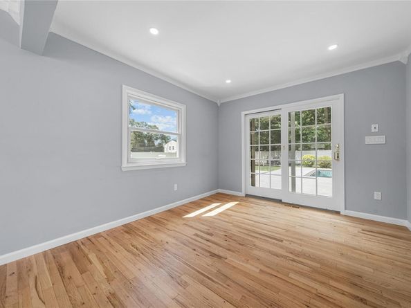 68 joyce Drive, Hauppauge NY 11788