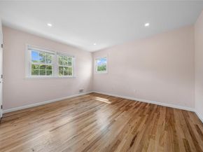 68 joyce Drive, Hauppauge NY 11788