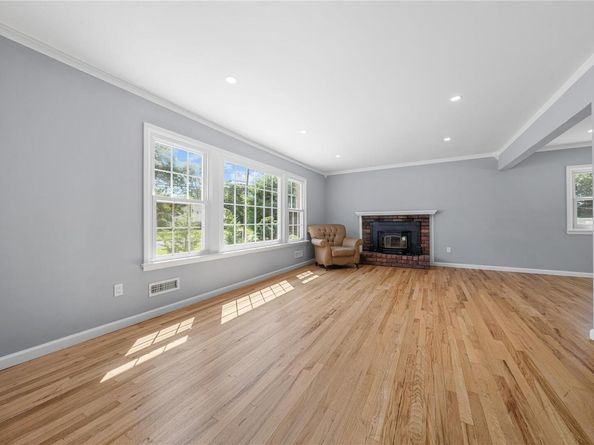68 joyce Drive, Hauppauge NY 11788