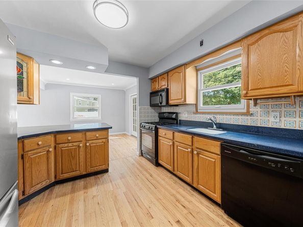 68 joyce Drive, Hauppauge NY 11788