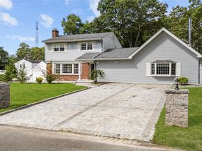 68 joyce Drive, Hauppauge NY 11788