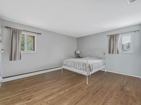 39 Aron Drive, Bohemia NY 11716