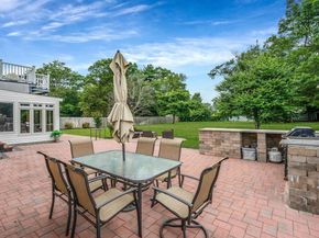 39 Aron Drive, Bohemia NY 11716