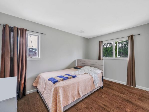 39 Aron Drive, Bohemia NY 11716