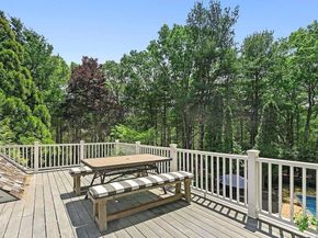 1 Koala Lane, East Hampton NY 11937