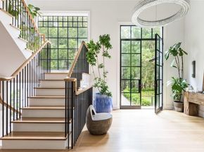 1 Koala Lane, East Hampton NY 11937
