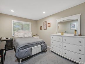 86 Whippoorwill Lane, East Quogue NY 11942