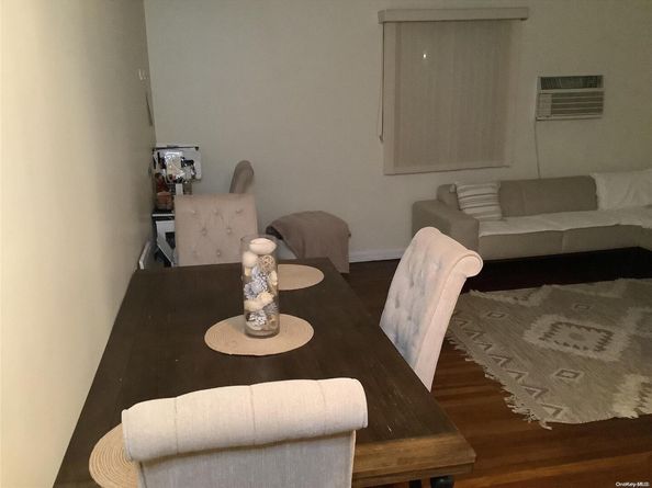 79-04 155 Ave 189, Howard Beach NY 11414