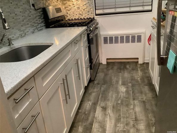 79-04 155 Ave 189, Howard Beach NY 11414