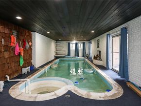 20 Rolling Hill Road, Old Westbury NY 11568