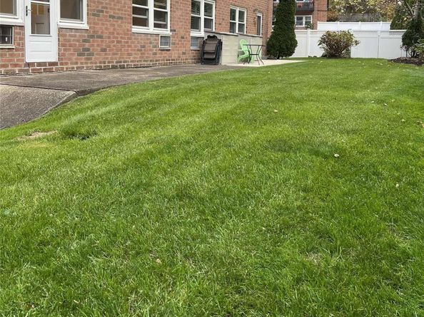 32 Pearsall Avenue 1G, Glen Cove NY 11542