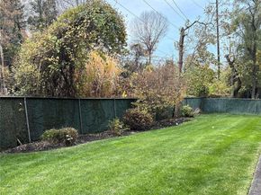 32 Pearsall Avenue 1G, Glen Cove NY 11542
