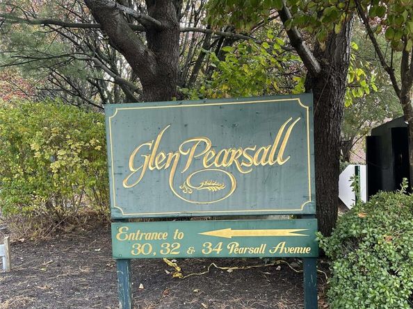 32 Pearsall Avenue 1G, Glen Cove NY 11542