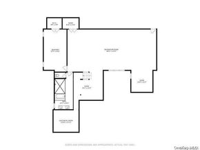 116 Middle Line Highway, Southampton NY 11968