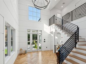 116 Middle Line Highway, Southampton NY 11968