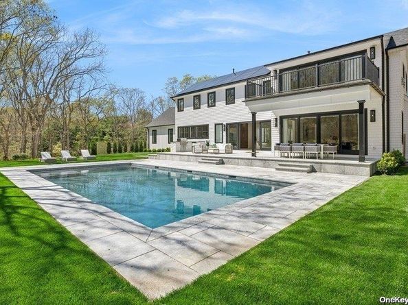 116 Middle Line Highway, Southampton NY 11968