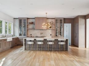 116 Middle Line Highway, Southampton NY 11968
