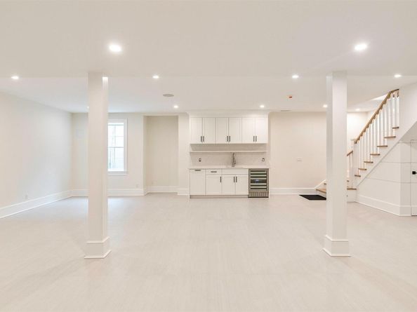 66 Peters Lane, Westhampton Beach NY 11978