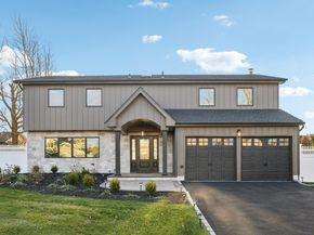 8 Shoal Drive, West Islip NY 11795